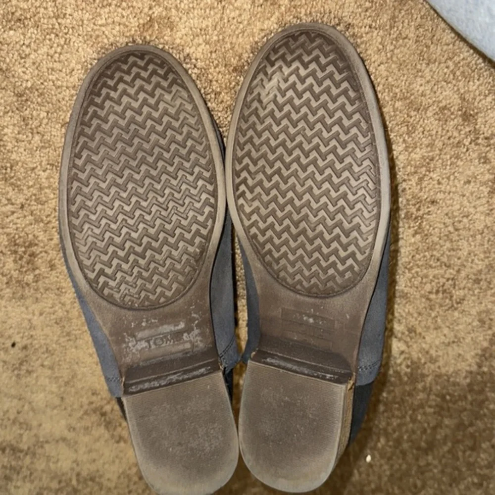 Toms Grey Suede Booties 9 side‎ zip